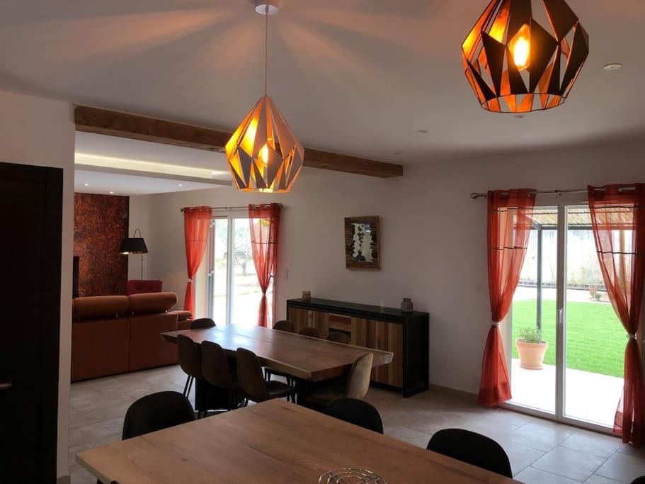 Superbe Villa Neuve A 5 Mn Du Centre Saint-Rémy-de-Provence Esterno foto